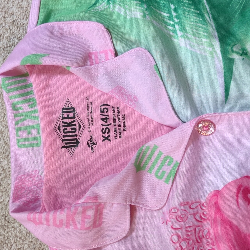 Wicked Pink and Green Short Sleeve Kids Pajama Set - Picture 4 of 7